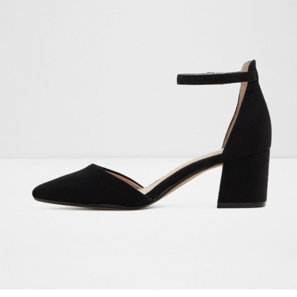 Aldo woman’s black wocia 8.5